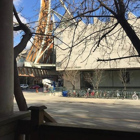 Cozy Downtown Private Rooms Near Ago 토론토 외부 사진