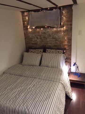 Cozy Downtown Private Rooms Near Ago 토론토 외부 사진